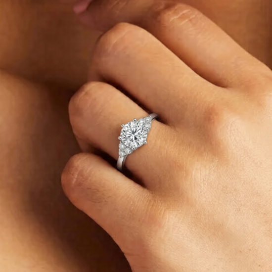 Picture of 925 Silver Solitaire Ring