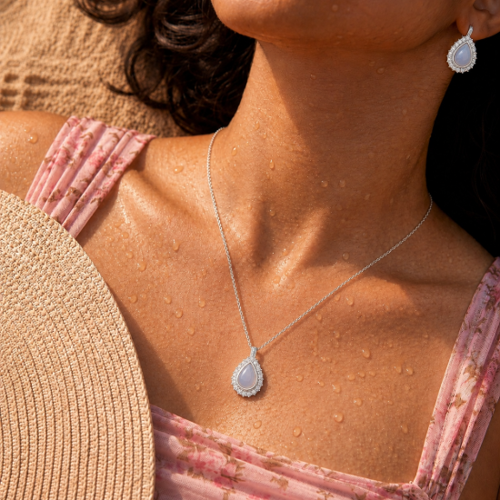 Picture of 925 Silver Pear Drop Pendant Set